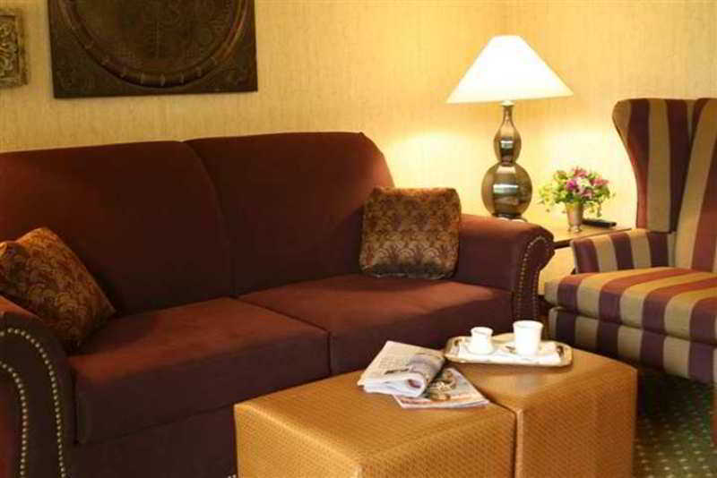 Embassy Suites By Hilton Napa Valley Стая снимка